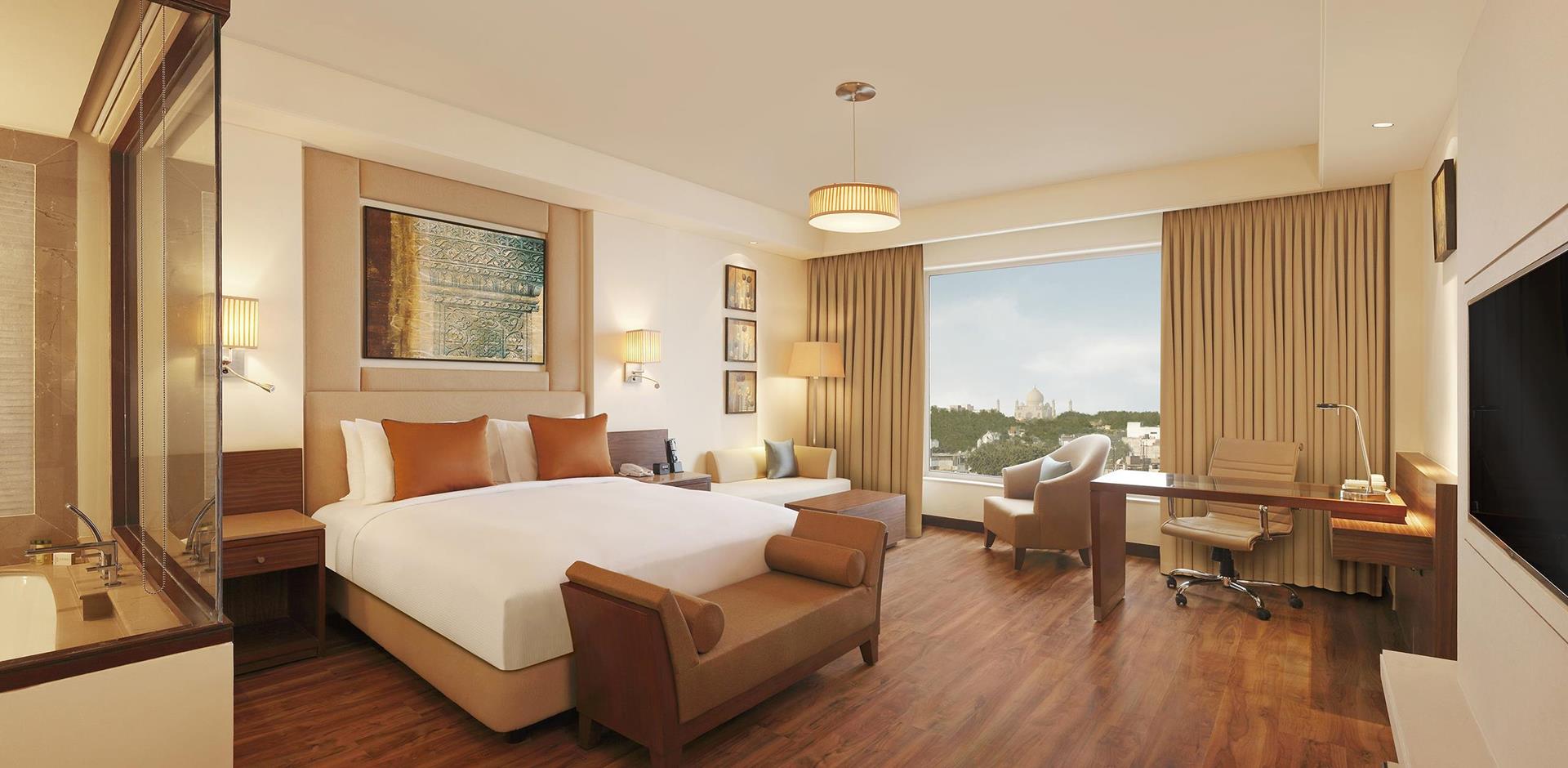 Bedroom, Double Tree by Hilton, Agra, India, A&K