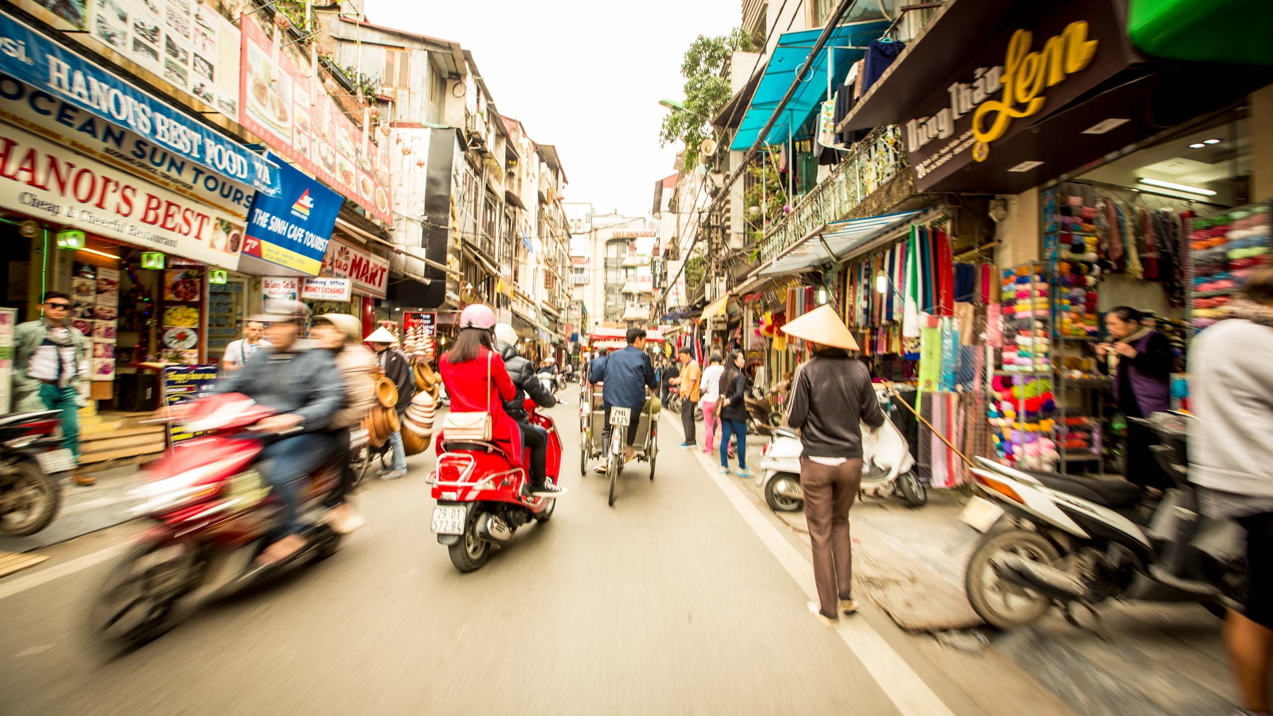 Hanoi Traffic Daunts Tourists - The New York Times